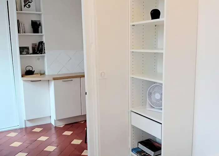 Apartment Authentik Duguesclin -lyon 3 *